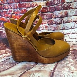 Tory Burch Tan Wooden Wedge Heels